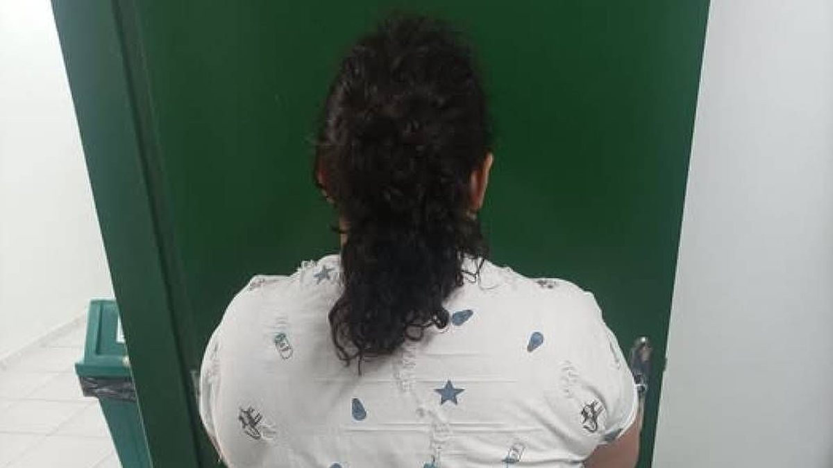 Mulher acusada de se passar por adolescente tem transtornos psiquiátricos, diz defesa