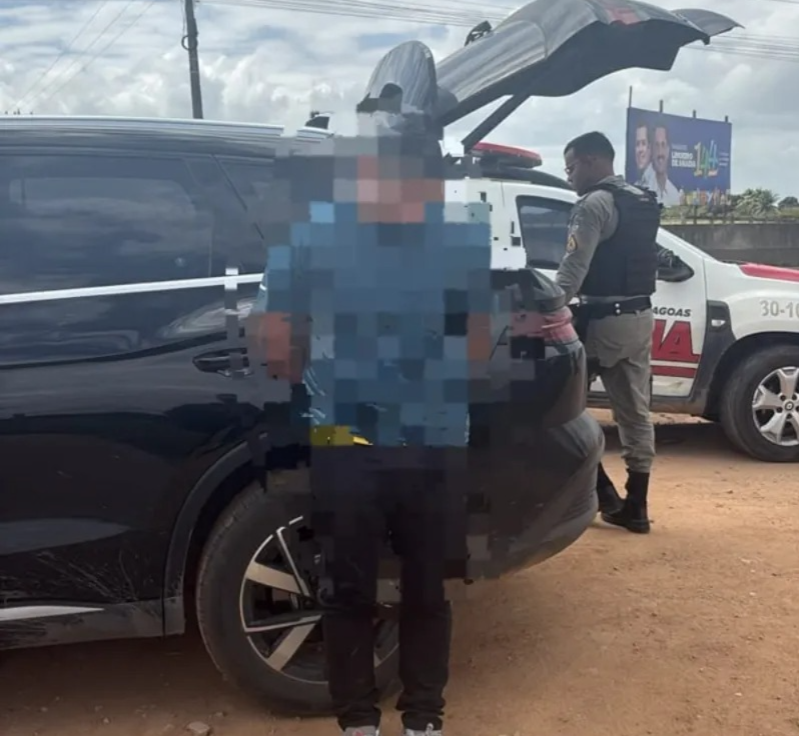 Guarda Municipal detém suspeito de roubo e apreende celulares e simulacro em Limoeiro de Anadia