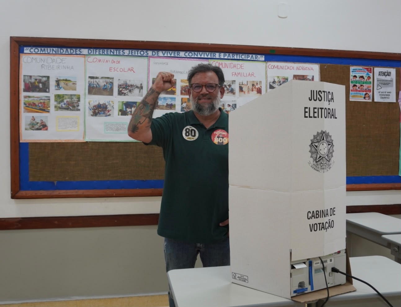 Fleming, único candidato da esquerda ao Senado, vota em Maceió