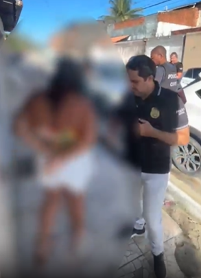Mulher é presa suspeita de dopar idosos e aplicar golpes de R$ 300 mil em Alagoas