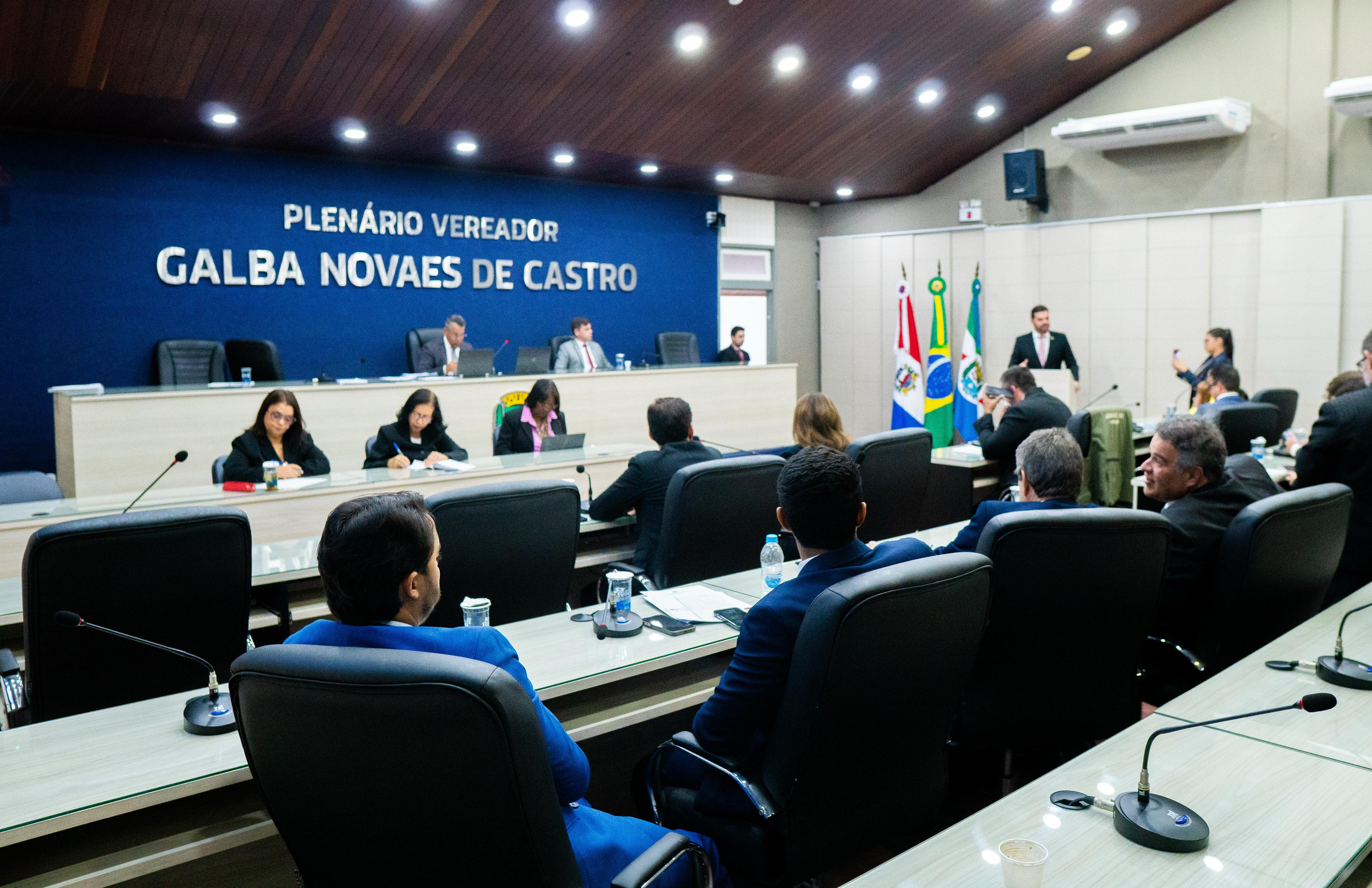 Projeto prevê isenção de taxas em concursos e vestibulares para jurados em Maceió