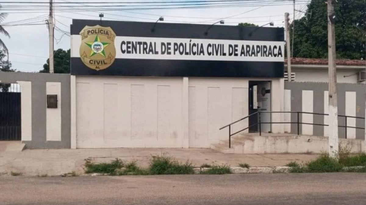 Irmãos são presos suspeitos de ataque a tiros que deixou dois feridos em Arapiraca
