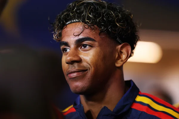 Lamine Yamal é poupado de treino da Espanha a três dias da final da Copa
