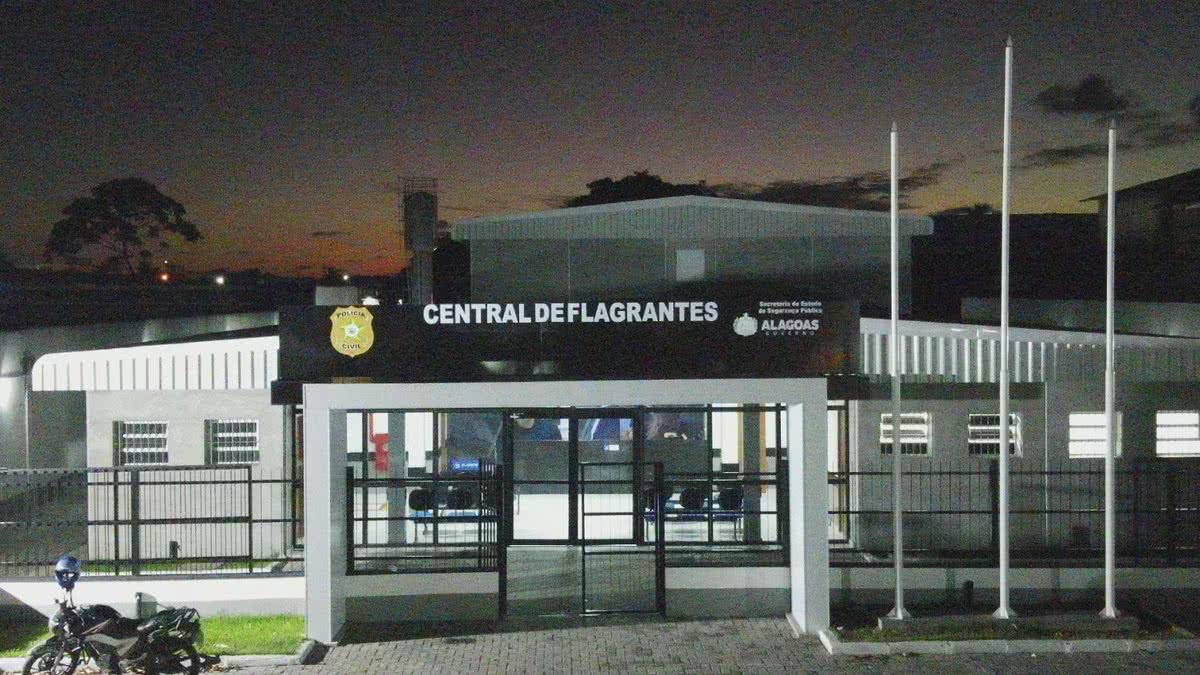 Homem é preso com maconha e crack durante torneio de futsal em Paripueira