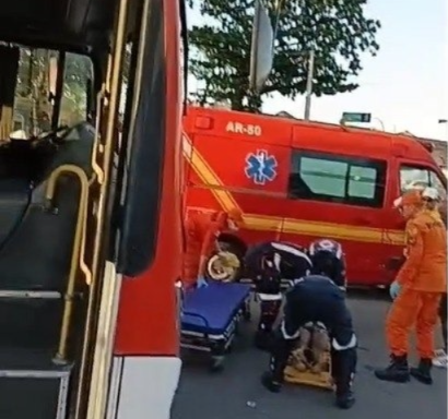 Mulher morre após ser atropelada por ônibus na Avenida da Paz, em Maceió