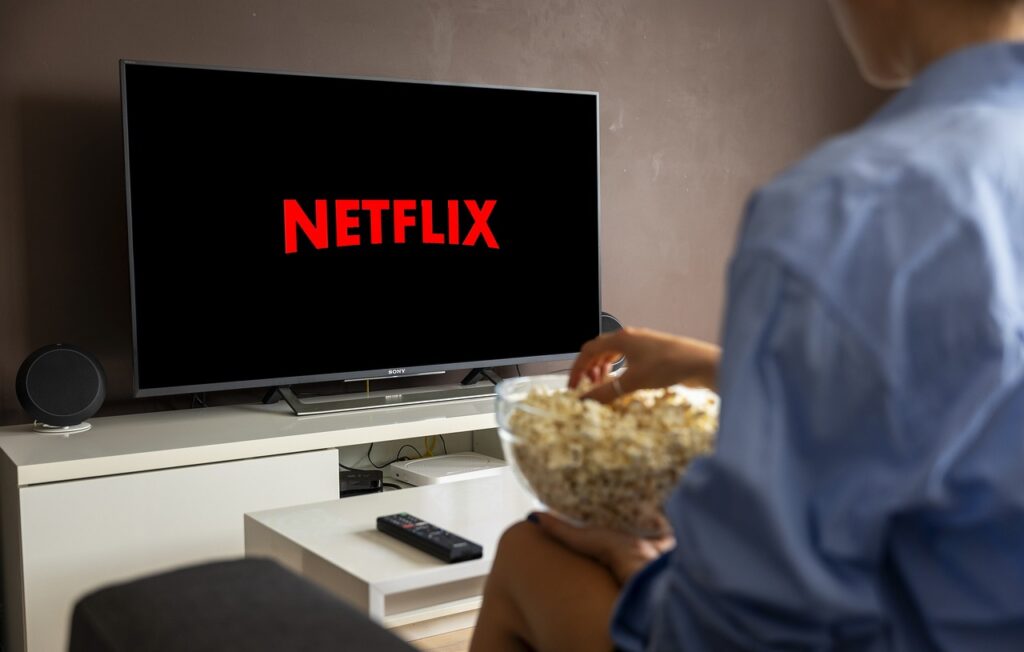 Texas acusa Netflix de espionar menores e criar sistema para gerar vício