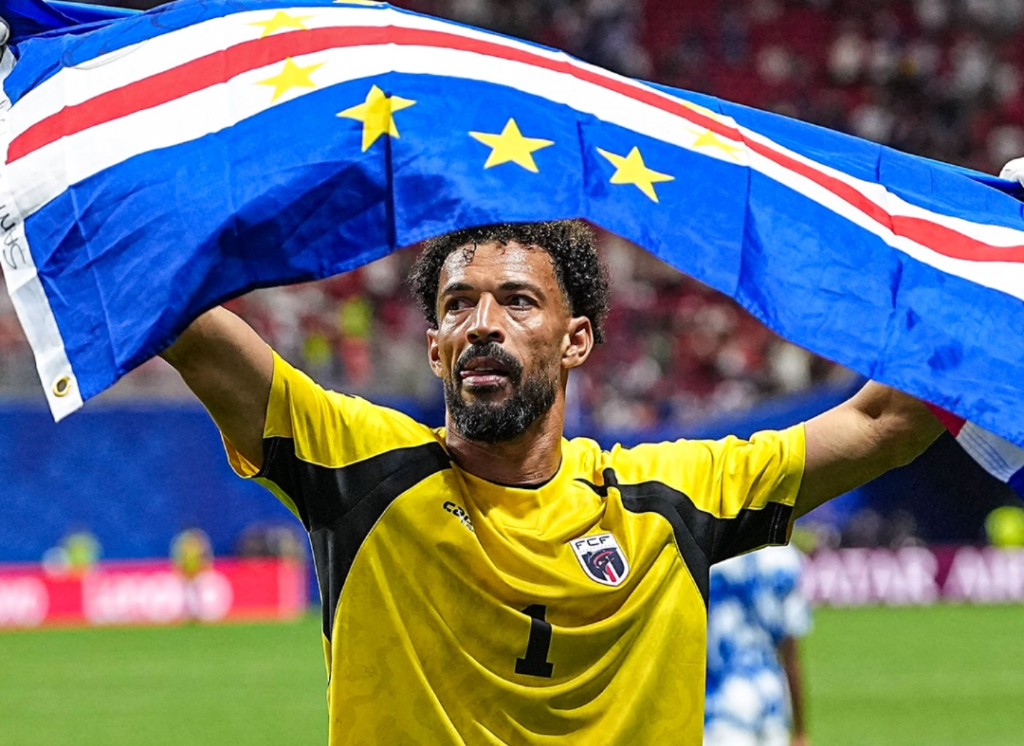 De 50 mil para mais de 2 milhões: goleiro de Cabo Verde vira fenômeno após atuação histórica